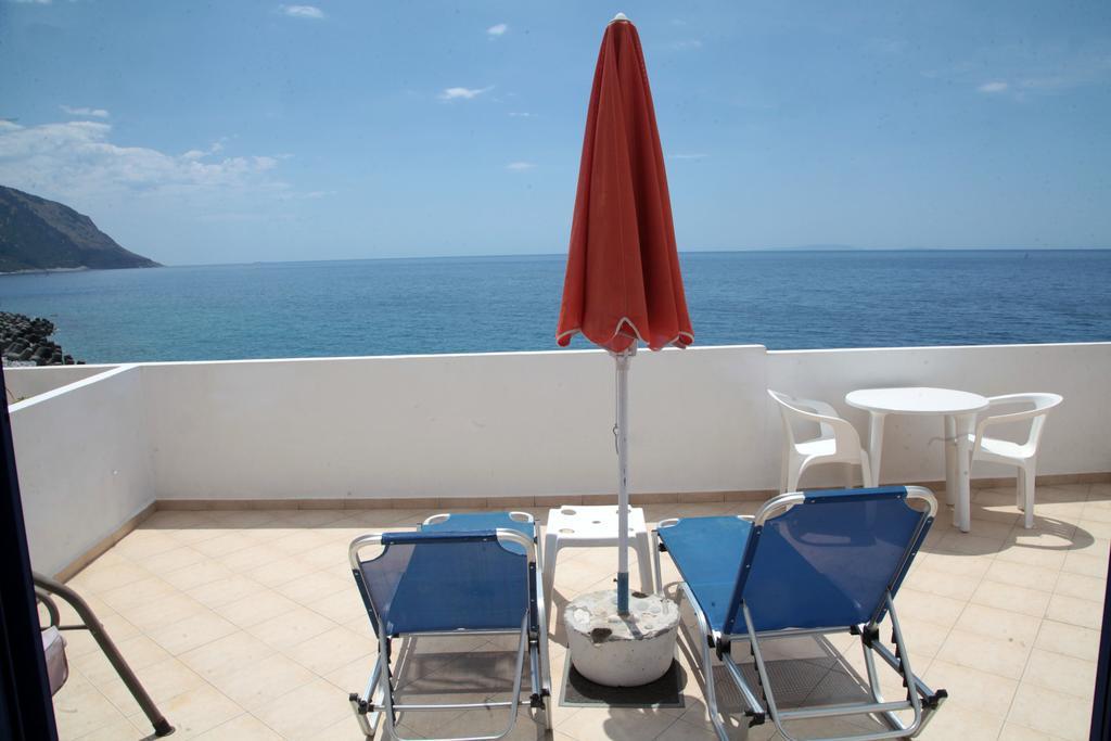 Paralia Guest House Agia Roumeli Exteriér fotografie